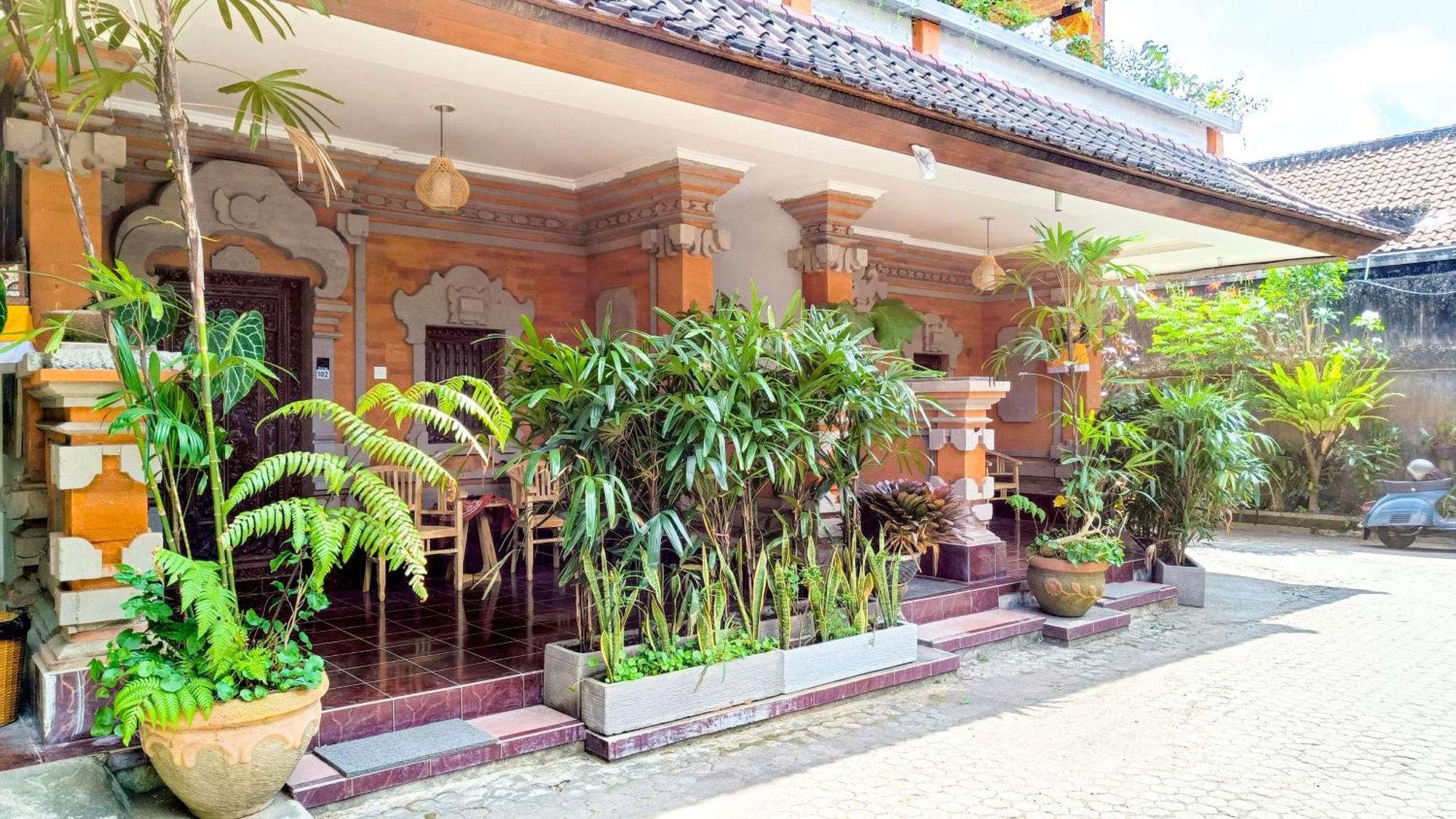 Nobody Inn Bali At Arya Guest House Ubud Exterior foto